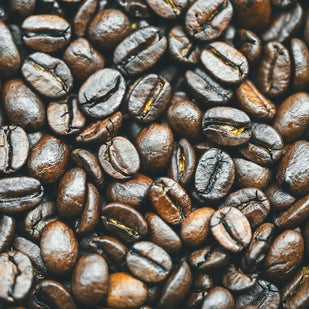 Café, pachulí e iris